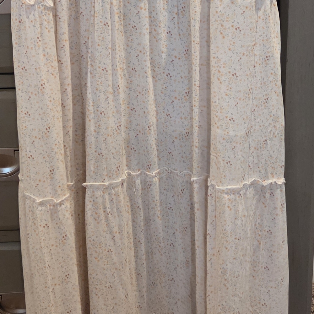 Ultra Flirt Cream Floral Skirt